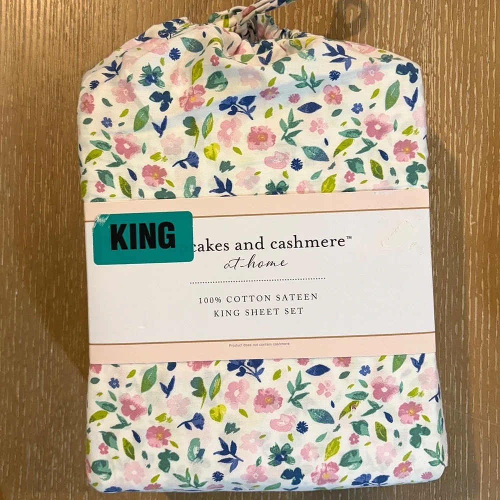 Cupcakes and Cashmere King Floral Sheet Set 100% Cotton Sateen 4 Piece NWT